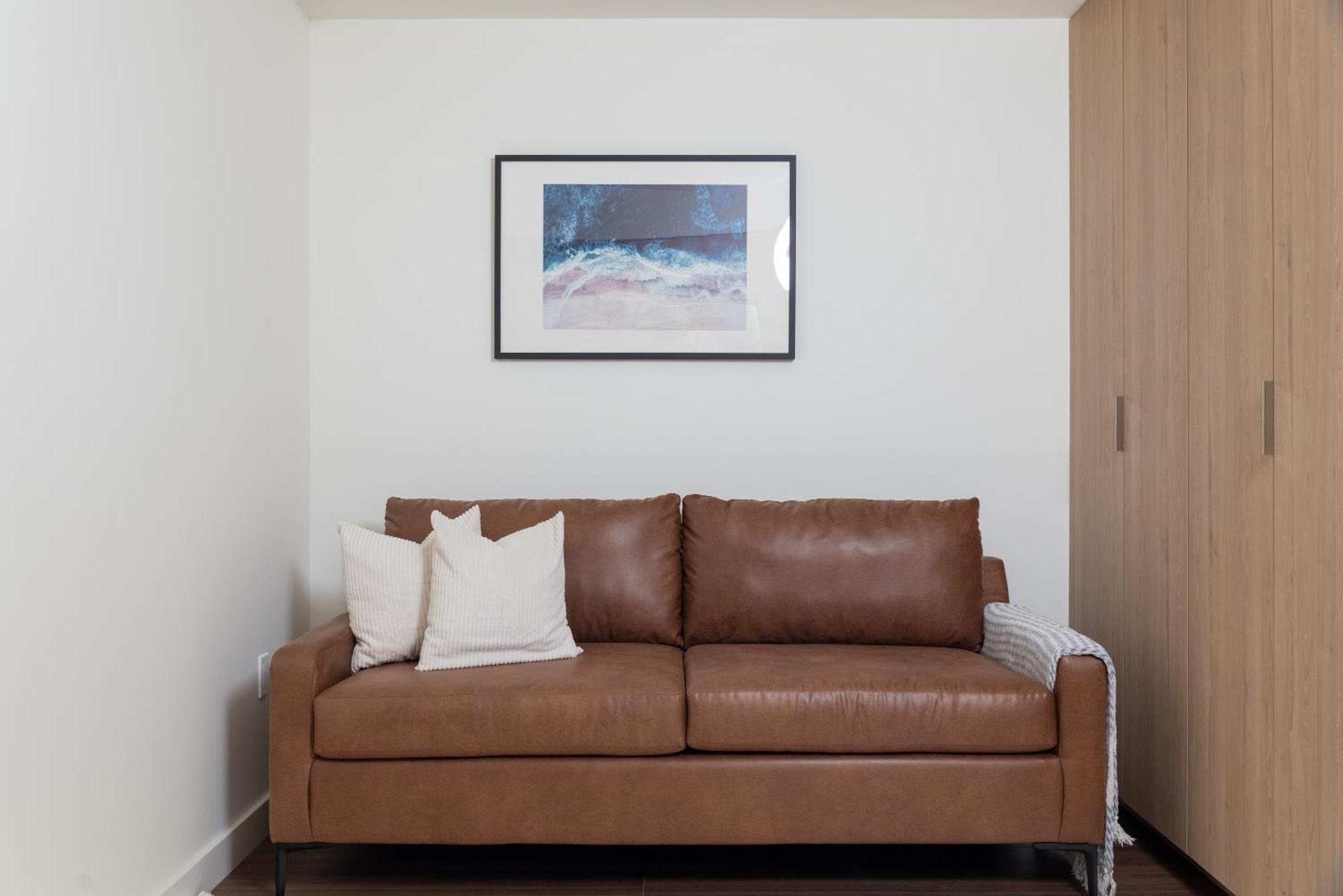 Kasa Little Italy Apartment