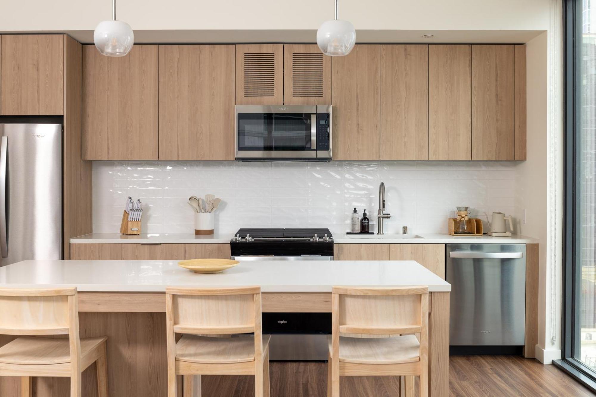 Kasa Little Italy Apartment